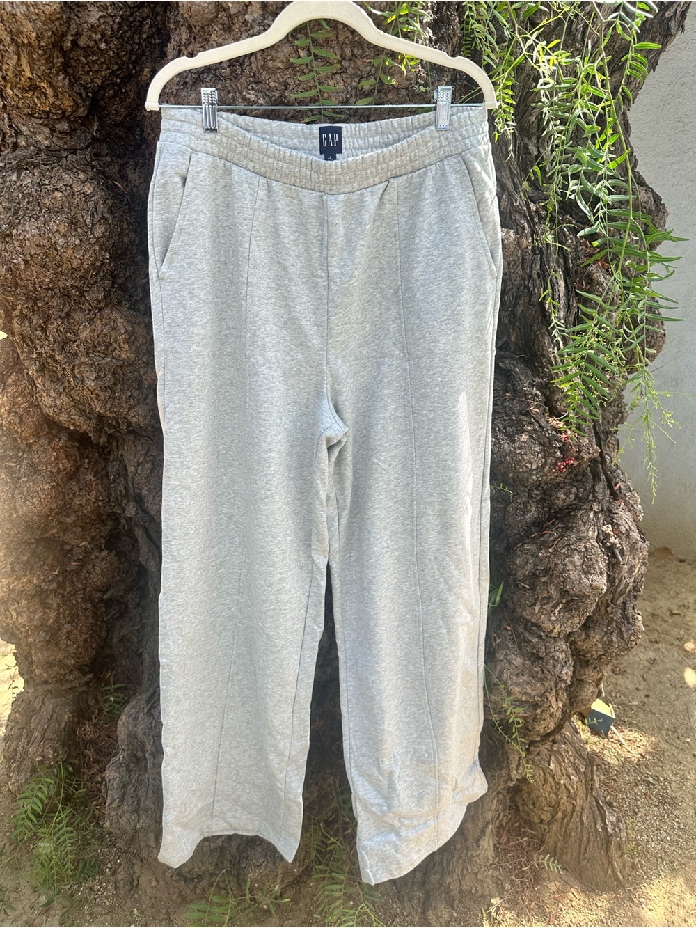 GAP Heather Gray Women's Jogger Pants